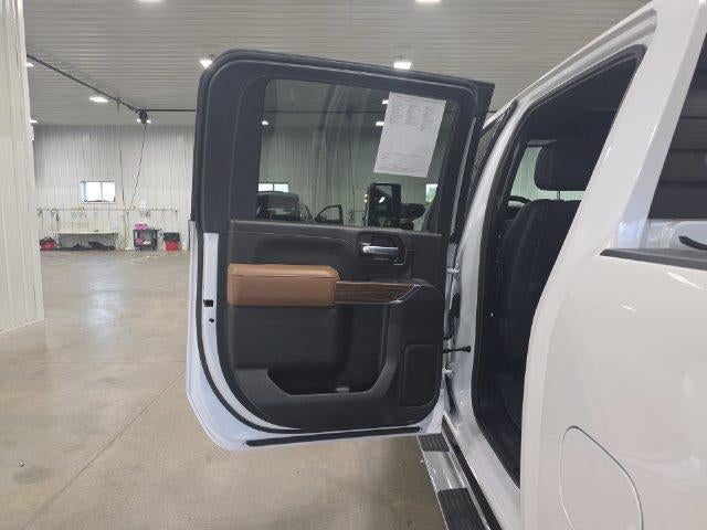 2020 Chevrolet Silverado 2500 HD Crew Cab Standard Box 4-Wheel Drive High Country