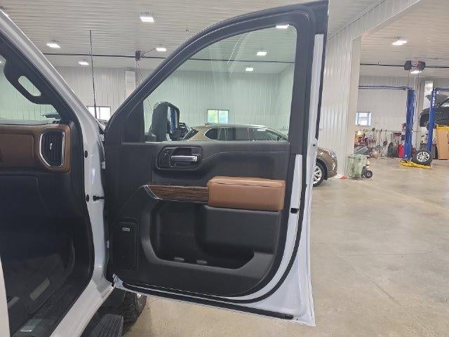 2020 Chevrolet Silverado 2500 HD Crew Cab Standard Box 4-Wheel Drive High Country
