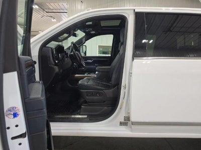 2024 Chevrolet Silverado 3500 HD Crew Cab Long Box 4-Wheel Drive High Country