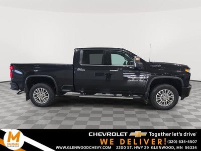 2021 Chevrolet Silverado 3500 HD Crew Cab Standard Box 4-Wheel Drive High Country