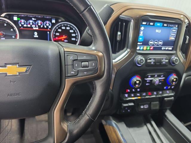 2021 Chevrolet Silverado 3500 HD Crew Cab Standard Box 4-Wheel Drive High Country