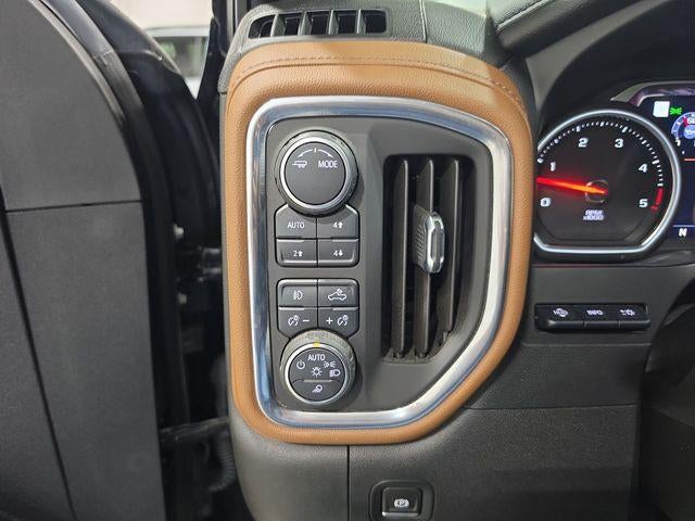 2021 Chevrolet Silverado 3500 HD Crew Cab Standard Box 4-Wheel Drive High Country