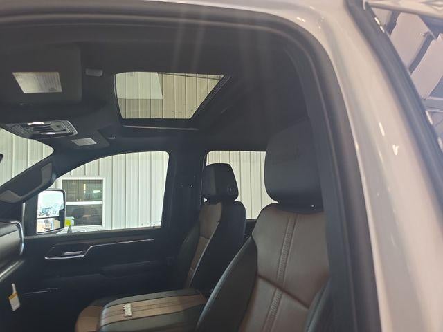 2024 Chevrolet Silverado 3500 HD Crew Cab Standard Box 4-Wheel Drive High Country