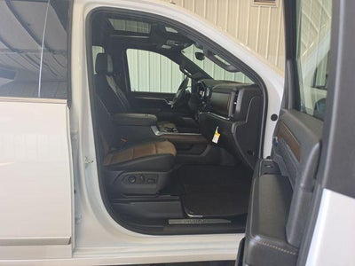 2024 Chevrolet Silverado 3500 HD Crew Cab Standard Box 4-Wheel Drive High Country