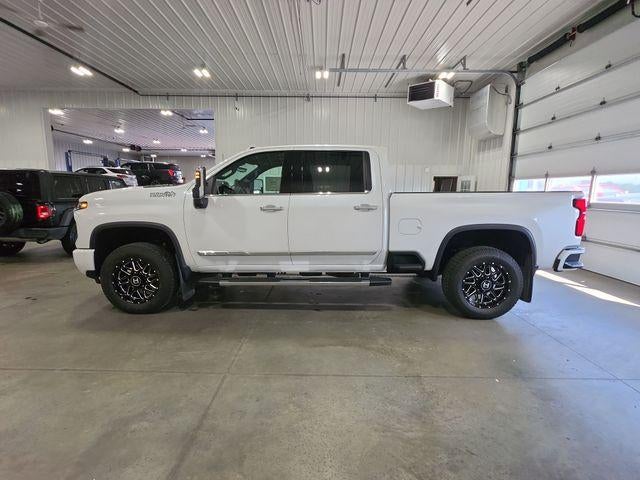 2024 Chevrolet Silverado 3500 HD Crew Cab Standard Box 4-Wheel Drive High Country