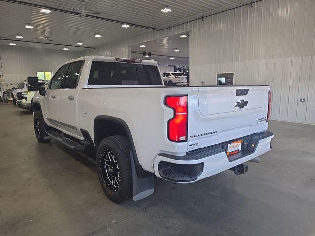 2024 Chevrolet Silverado 3500 HD Crew Cab Standard Box 4-Wheel Drive High Country
