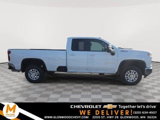 2026 Chevrolet Silverado 3500 HD Double Cab Long Box 4-Wheel Drive LT