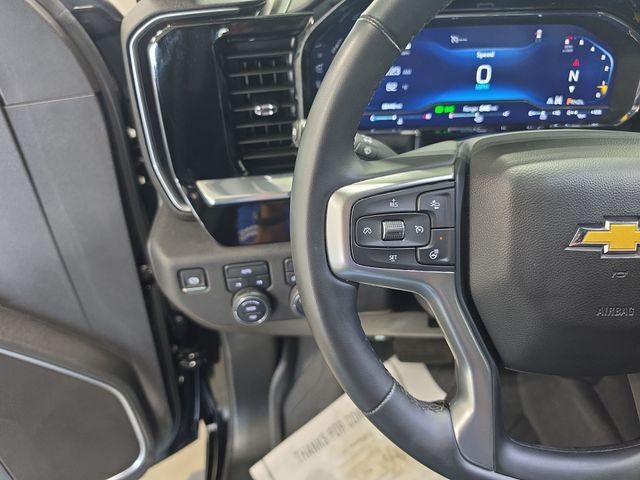 2025 Chevrolet Silverado 1500 Crew Cab Short Box 4-Wheel Drive LT 1LT