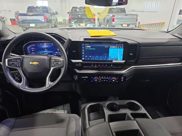 2025 Chevrolet Silverado 1500 Crew Cab Short Box 4-Wheel Drive LT 1LT