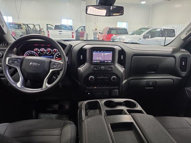 2022 Chevrolet Silverado 1500 LTD Crew Cab Short Box 4-Wheel Drive Custom Trail Boss