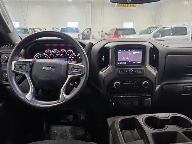 2022 Chevrolet Silverado 1500 LTD Crew Cab Short Box 4-Wheel Drive Custom Trail Boss