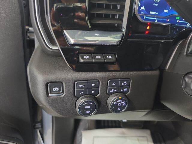 2024 Chevrolet Silverado 1500 Crew Cab Standard Box 4-Wheel Drive LTZ