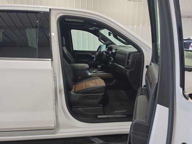 2024 Chevrolet Silverado 1500 Crew Cab Short Box 4-Wheel Drive High Country
