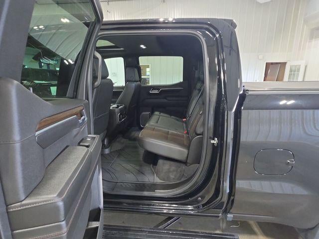 2024 Chevrolet Silverado 1500 Crew Cab Standard Box 4-Wheel Drive High Country