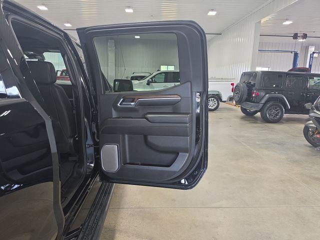 2024 Chevrolet Silverado 1500 Crew Cab Standard Box 4-Wheel Drive High Country