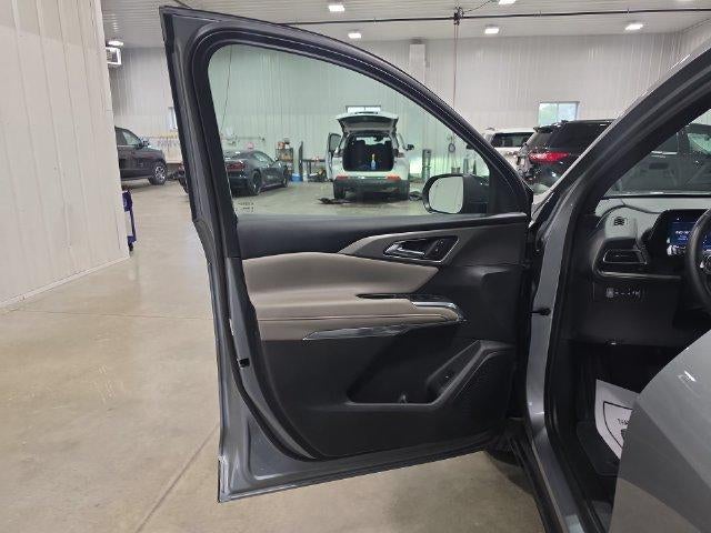 2026 Chevrolet Traverse LT w/2LT