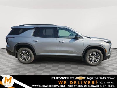 2027 Chevrolet Traverse LT w/2LT