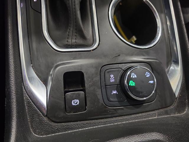 2021 Chevrolet Traverse AWD 2LT