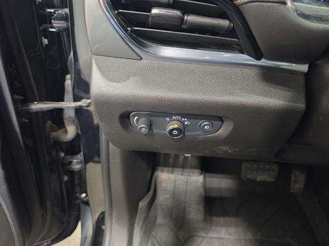 2021 Chevrolet Traverse AWD 2LT