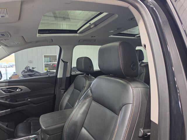 2021 Chevrolet Traverse AWD 2LT