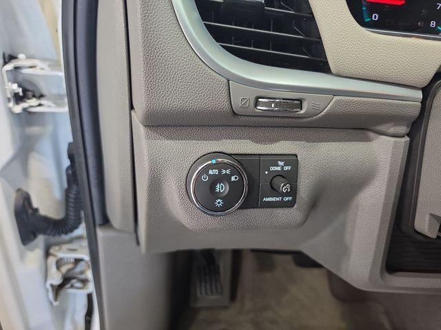 2015 Chevrolet Traverse Base