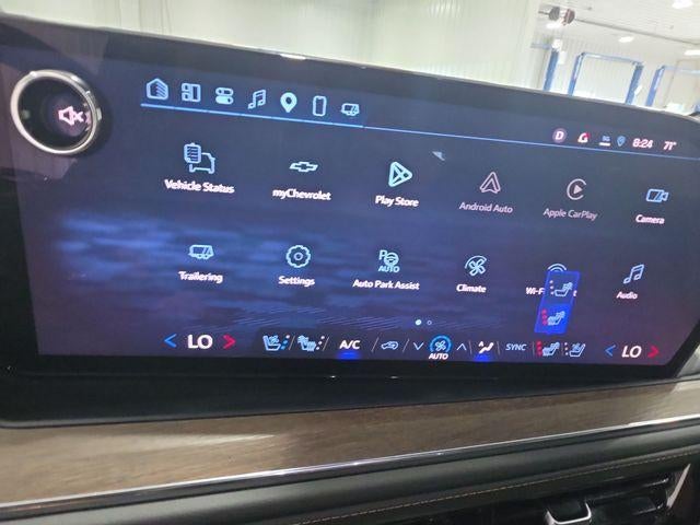 2025 Chevrolet Suburban 4WD High Country