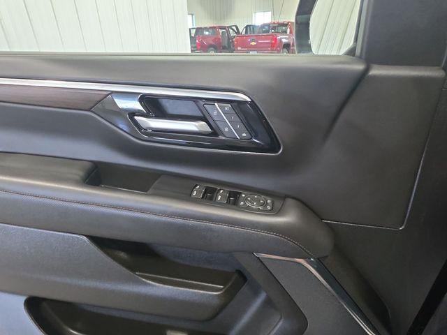2025 Chevrolet Suburban 4WD High Country