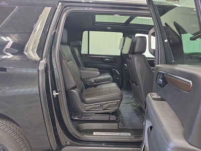 2025 Chevrolet Suburban 4WD High Country