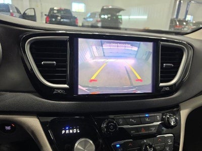 2024 Chrysler Pacifica Touring L FWD