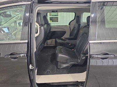 2024 Chrysler Pacifica Touring L FWD