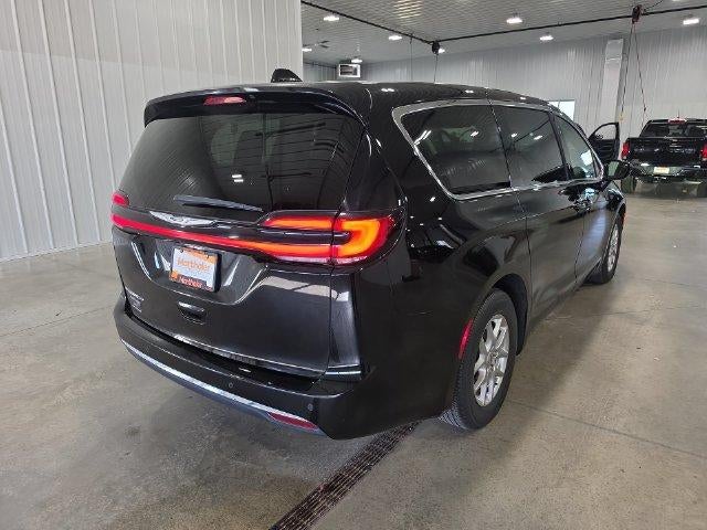 2024 Chrysler Pacifica Touring L FWD