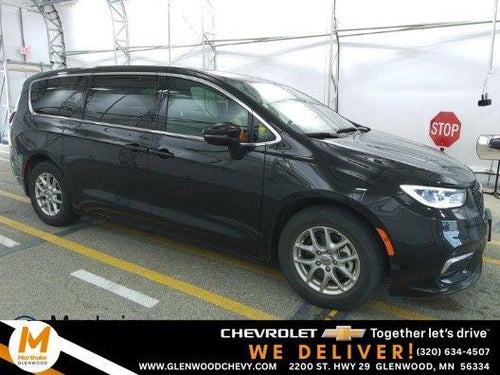 2025 Chrysler Pacifica Select FWD