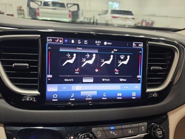 2024 Chrysler Pacifica Touring L FWD