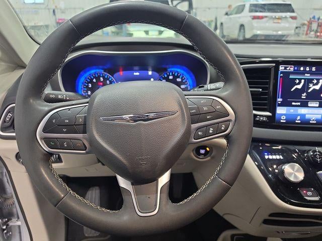 2024 Chrysler Pacifica Touring L FWD