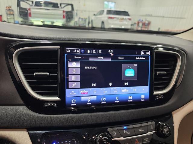 2024 Chrysler Pacifica Touring L FWD