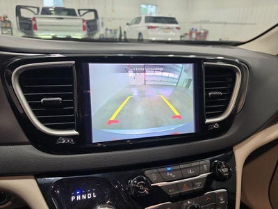 2024 Chrysler Pacifica Touring L FWD