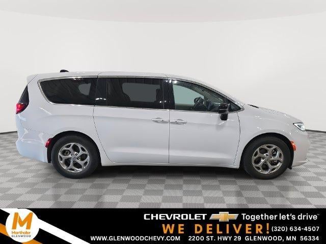 2024 Chrysler Pacifica Limited FWD