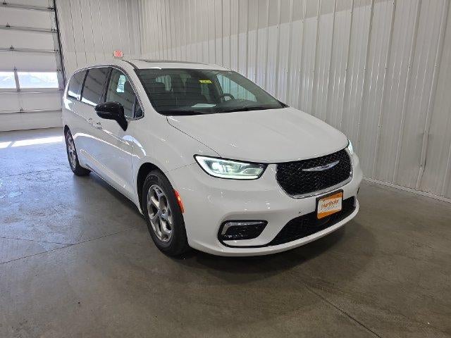 2024 Chrysler Pacifica Limited FWD