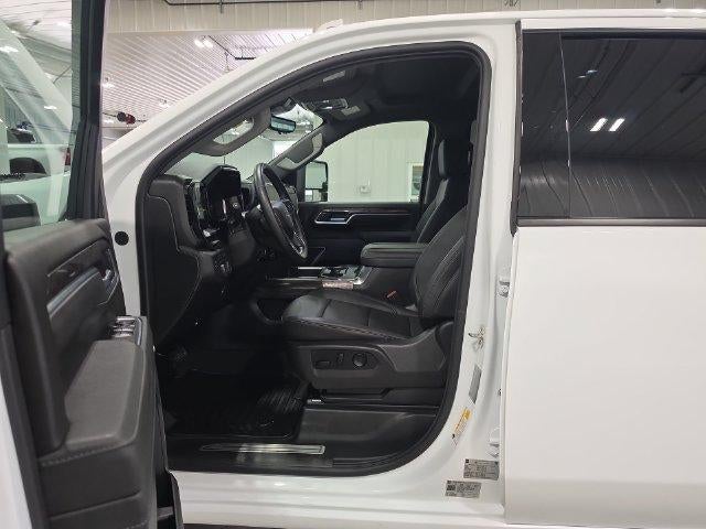 2026 Chevrolet Silverado 3500 HD Crew Cab Standard Box 4-Wheel Drive LTZ