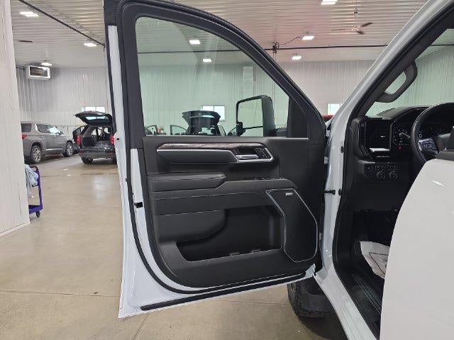 2026 Chevrolet Silverado 3500 HD Crew Cab Standard Box 4-Wheel Drive LTZ