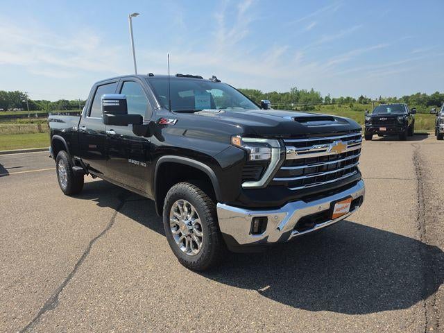 2026 Chevrolet Silverado 3500 HD Crew Cab Standard Box 4-Wheel Drive LTZ