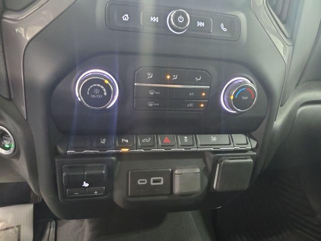2024 Chevrolet Silverado 2500 HD Crew Cab Standard Box 4-Wheel Drive Custom