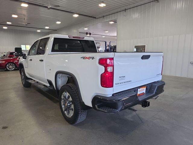 2024 Chevrolet Silverado 2500 HD Crew Cab Standard Box 4-Wheel Drive Custom