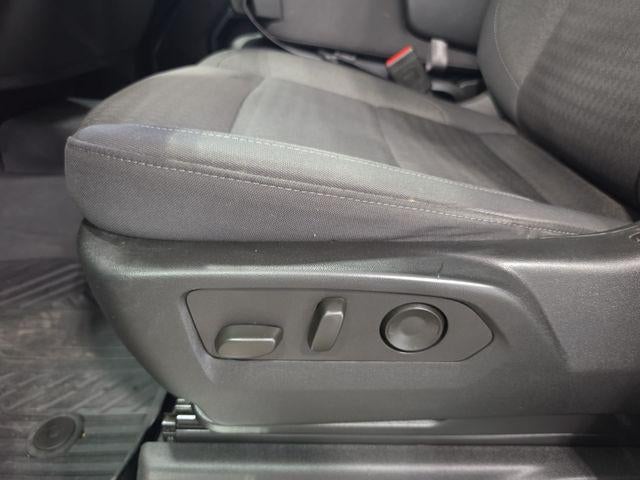 2024 Chevrolet Silverado 3500 HD Crew Cab Standard Box 4-Wheel Drive LT