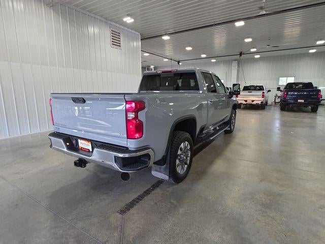 2024 Chevrolet Silverado 3500 HD Crew Cab Standard Box 4-Wheel Drive LT