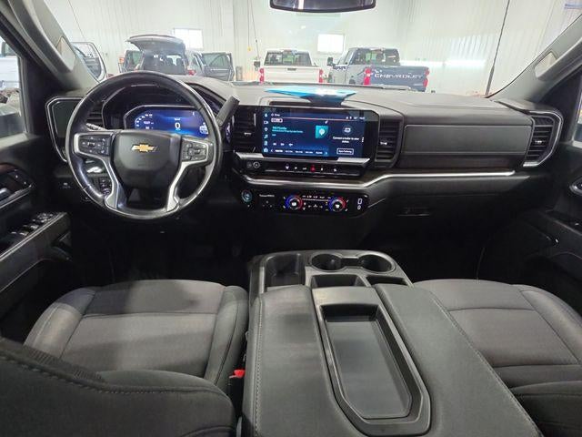 2024 Chevrolet Silverado 3500 HD Crew Cab Standard Box 4-Wheel Drive LT