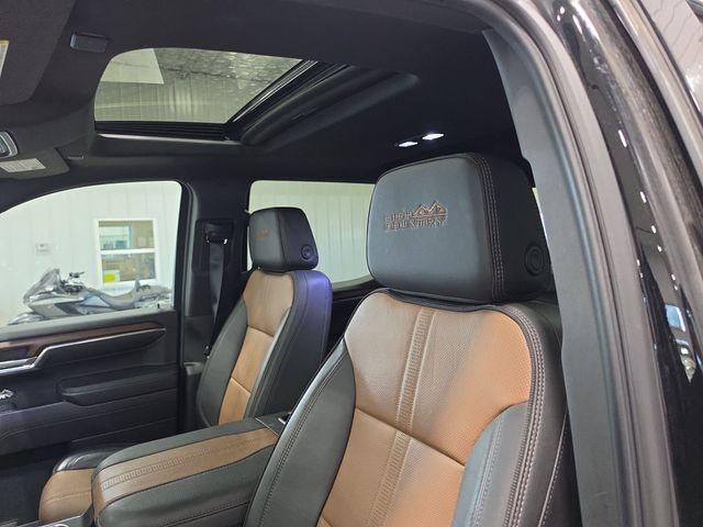 2024 Chevrolet Silverado 1500 Crew Cab Short Box 4-Wheel Drive High Country