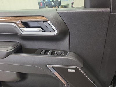 2025 Chevrolet Silverado 1500 Crew Cab Short Box 4-Wheel Drive RST