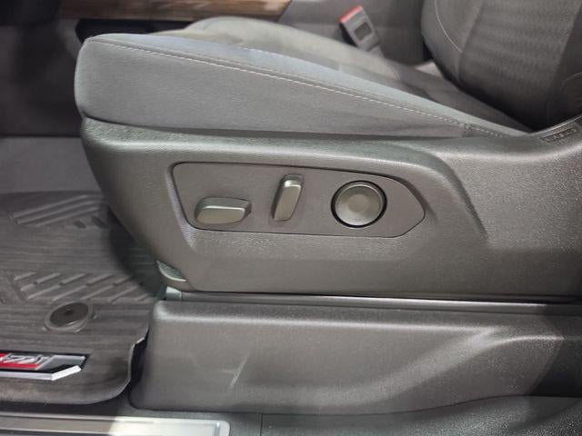 2025 Chevrolet Silverado 1500 Crew Cab Short Box 4-Wheel Drive RST