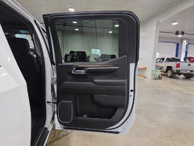 2022 Chevrolet Silverado 1500 Crew Cab Standard Box 4-Wheel Drive LT Trail Boss